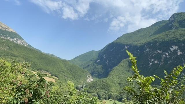 Villa Con Piscina "La Dogana Di Spoleto " 圣安那托利亚迪纳 外观 照片